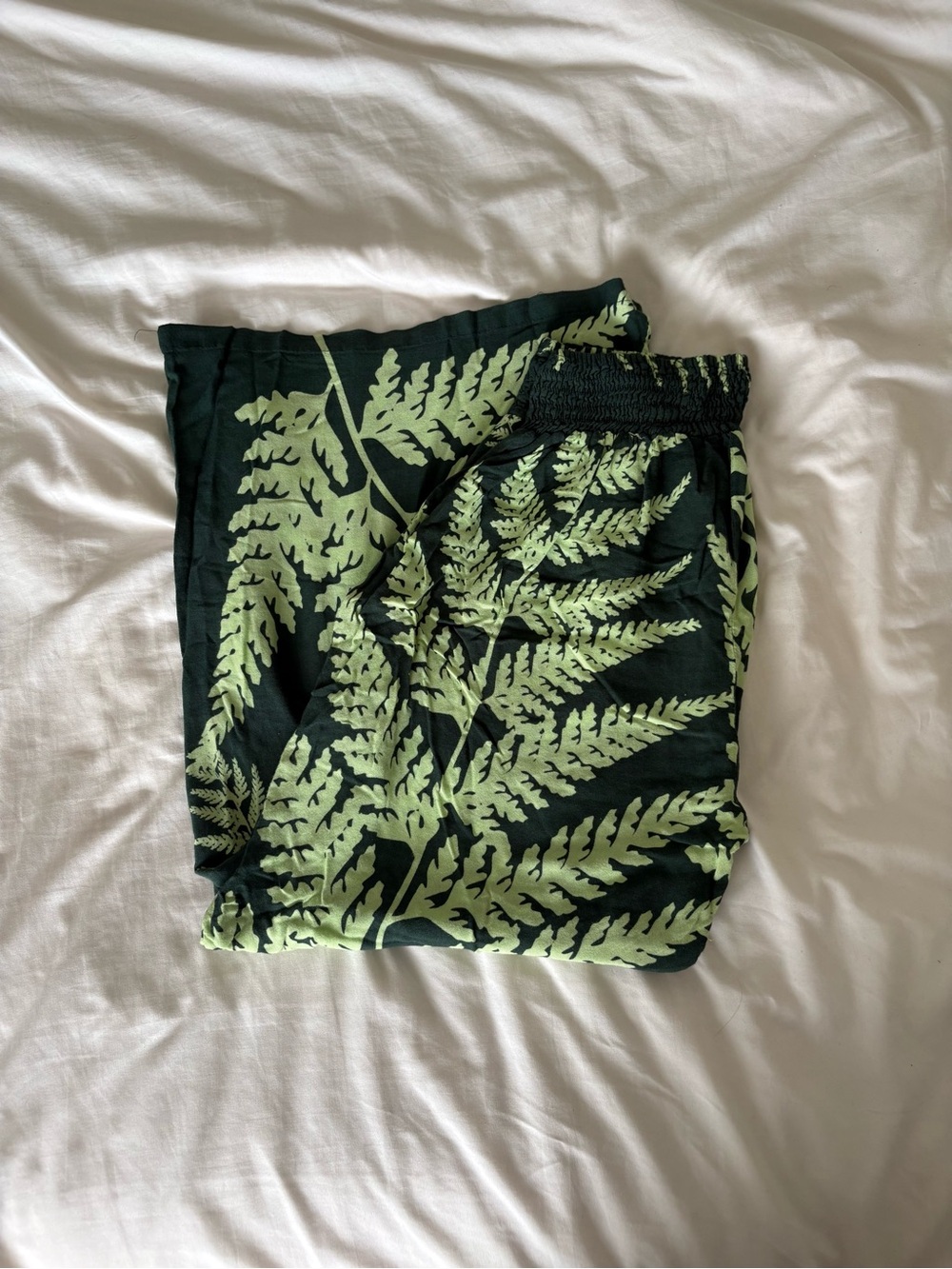 Hawaiian green flowy pants